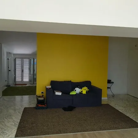 Mansarda Sul Mare Attic Facing The Sea 아파트