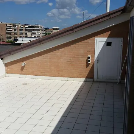 Mansarda Sul Mare Attic Facing The Sea * Porto SantʼElpidio